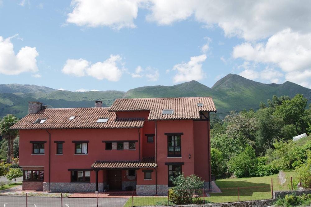 Rural Hotel